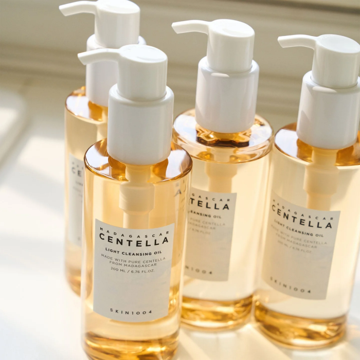 SKIN1004 Madagascar Centella Light Cleansing Oil SKIN1004 Madagascar Centella Light Cleansing Oil