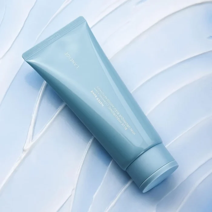 LaNeige - Water Bank Bleu Hyaluronic Cleansing Foam 30g 2 LaNeige - Water Bank Bleu Hyaluronic Cleansing Foam 30g 2